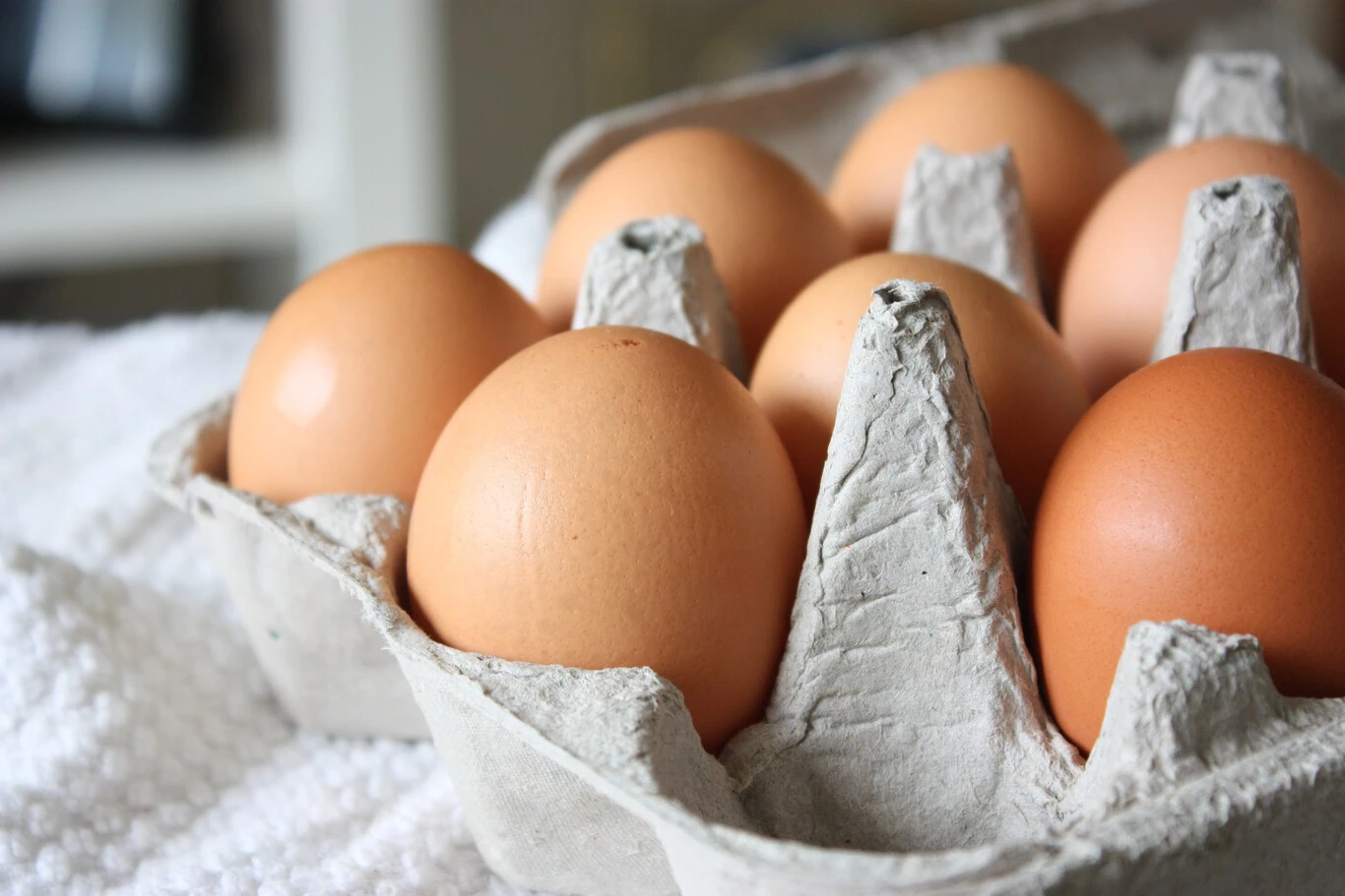 Este sigur să consumi ouă expirate?